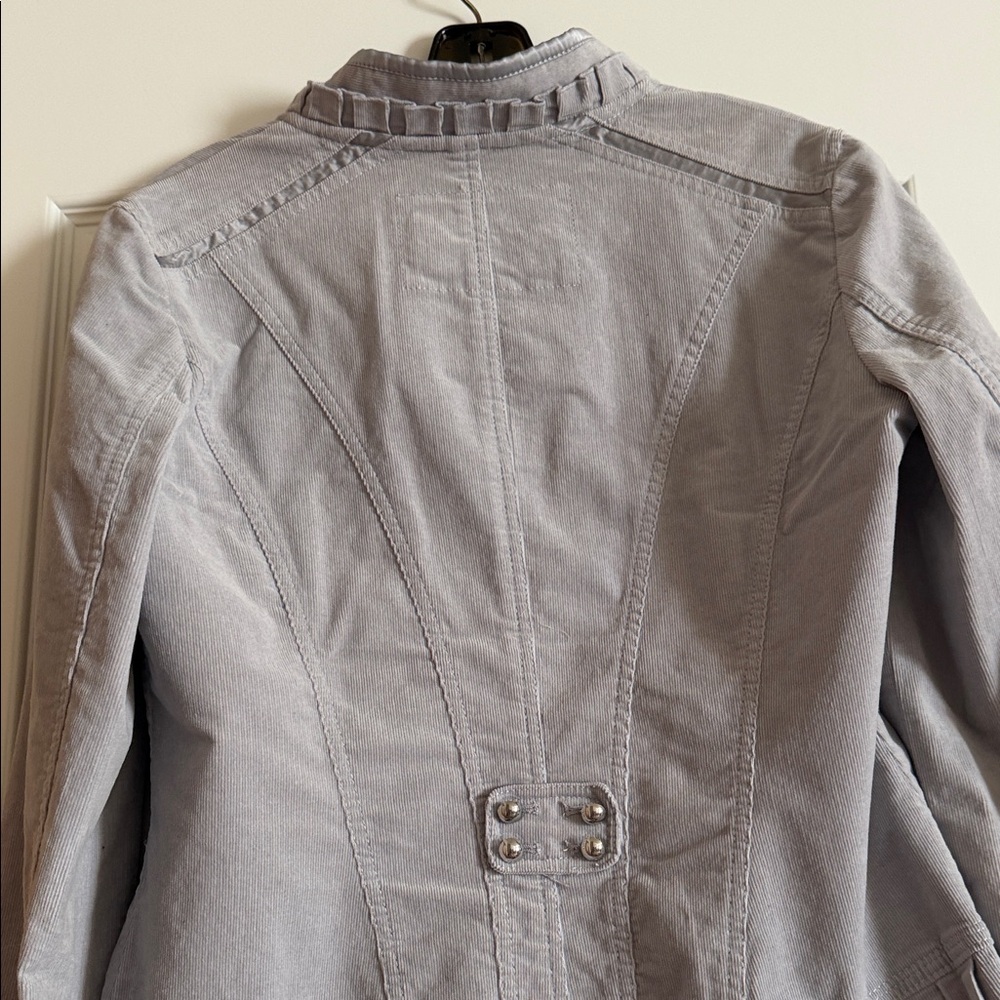 Chic Ruffled Gray Blazer - Picture 10 of 12
